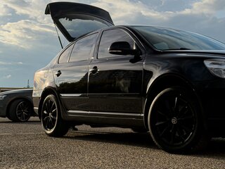 2012 Skoda Octavia II (A5) Рестайлинг, чёрный, 1300000 рублей, вид 3