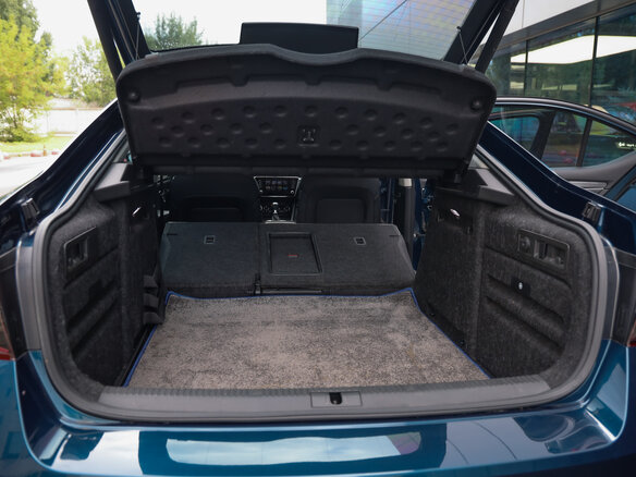 2022 Skoda Superb III Рестайлинг, синий, 2950000 рублей - вид 34