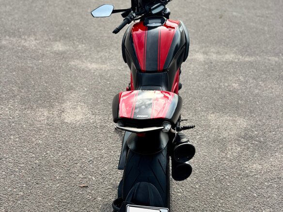 2015 Ducati Diavel Carbon, красный, 1280000 рублей - вид 7