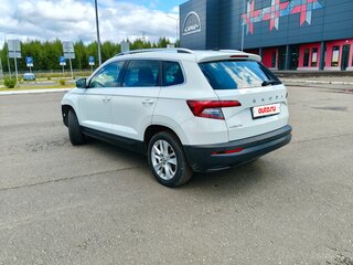 2020 Skoda Karoq I, белый, 1850000 рублей, вид 4