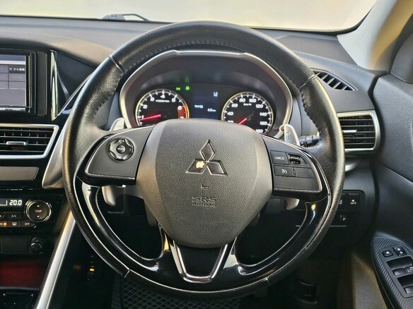 2018 Mitsubishi Eclipse Cross I, серый, 1649000 рублей - вид 16