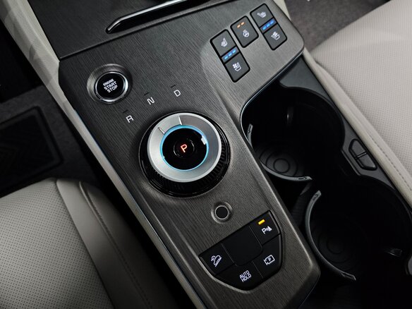 2025 Kia Sportage V Рестайлинг, серый, 4270000 рублей - вид 17