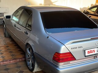 1993 Mercedes-Benz S-Класс 420 III (W140), серебристый, 1500000 рублей, вид 2