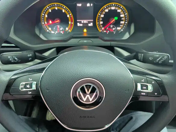 2021 Volkswagen Tharu I, белый, 1730000 рублей - вид 12