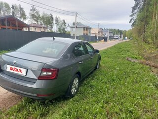 2017 Skoda Octavia III (A7) Рестайлинг, серый, 1750000 рублей, вид 5