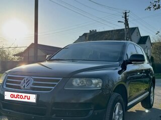 2006 Volkswagen Touareg I, чёрный, 1400000 рублей, вид 1