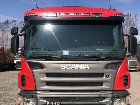 2015 Scania P-series, красный, 3500000 рублей, вид 2