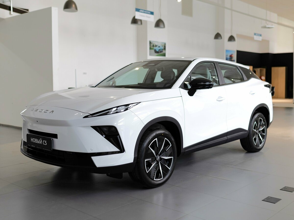 Открыть фотографии: Omoda C5 II