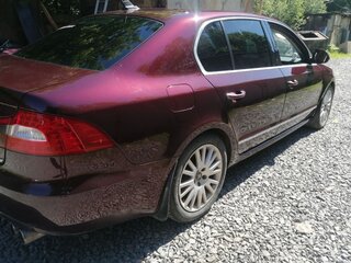 2008 Skoda Superb II, пурпурный, 800000 рублей, вид 1