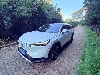2023 Honda Vezel II, белый, 1869000 рублей, вид 1