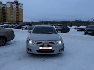 2010 Toyota Camry VI (XV40) Рестайлинг, серебристый, 1250000 рублей, вид 5