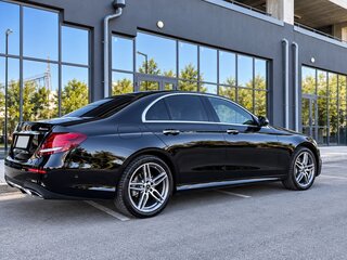2020 Mercedes-Benz E-Класс 200 V (W213, S213, C238), чёрный, 4790000 рублей, вид 2