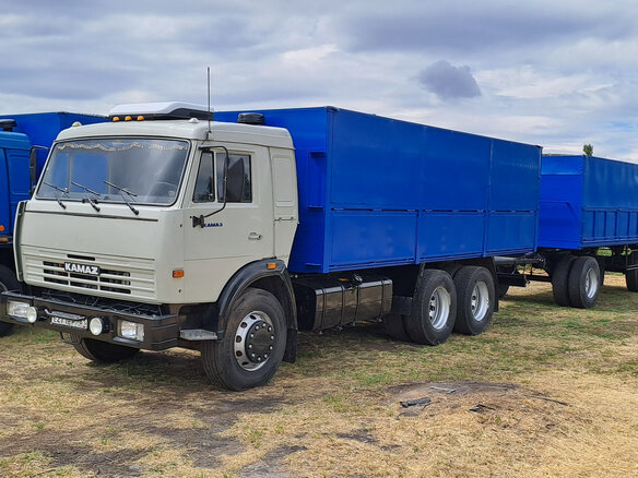 2005 КамАЗ 53215, серый, 1700000 рублей - вид 3