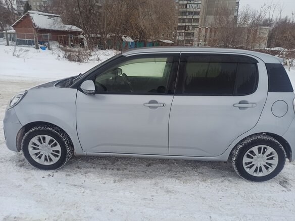 2018 Daihatsu Boon III, серебристый - вид 9