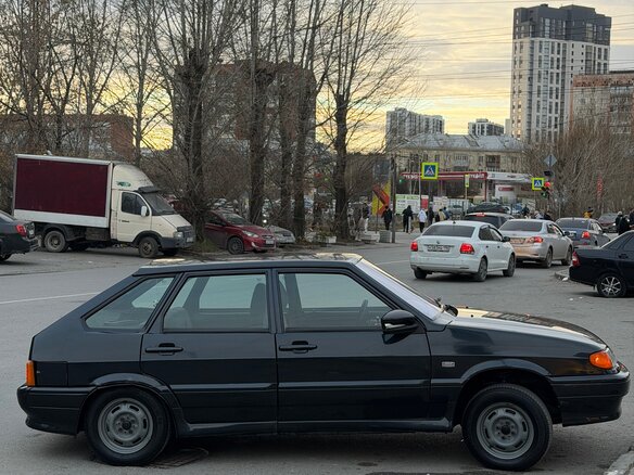 2008 Lada (ВАЗ) 2114, чёрный, 153999 рублей - вид 4