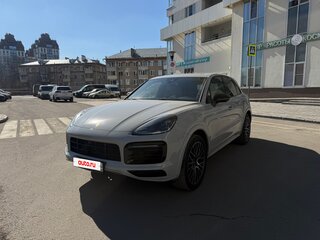 2022 Porsche Cayenne III, серый, 9050000 рублей, вид 2