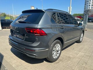 2021 Volkswagen Tiguan II Рестайлинг, серый, 2420000 рублей, вид 5