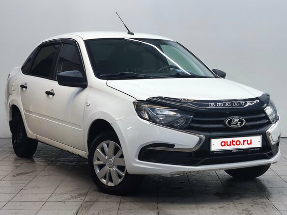 2021 Lada (ВАЗ) Granta I Рестайлинг, белый - вид 3