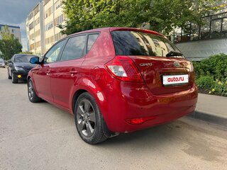 2011 Kia Ceed I Рестайлинг, красный, 720000 рублей, вид 4