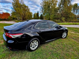 2018 Toyota Camry VIII (XV70), чёрный, 2250000 рублей, вид 4