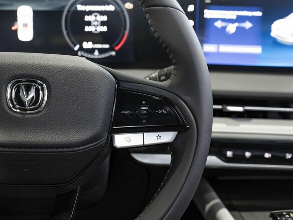 2024 Changan CS75 Plus III, чёрный, 3831201 рублей - вид 11