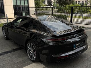 2019 Porsche Panamera 4 II, чёрный, 6950000 рублей, вид 4