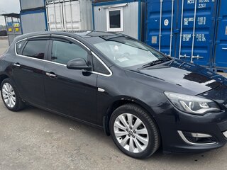 2013 Opel Astra J Рестайлинг, чёрный, 750000 рублей, вид 2