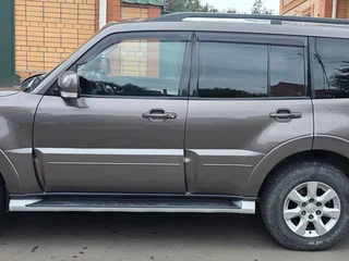 2014 Mitsubishi Pajero IV Рестайлинг 1, коричневый, 2750000 рублей, вид 4