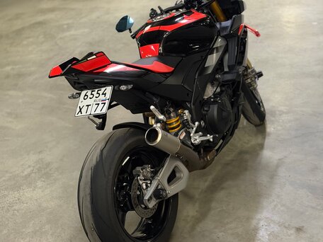 2025 Aprilia Tuono V4, чёрный, 2500000 рублей, вид 3