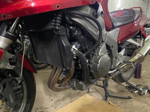 2001 Honda CBR 1100 XX, красный, 650000 рублей - вид 6