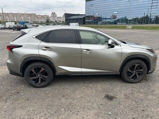 2019 Lexus NX 300h I Рестайлинг, серебристый, 3800000 рублей, вид 4