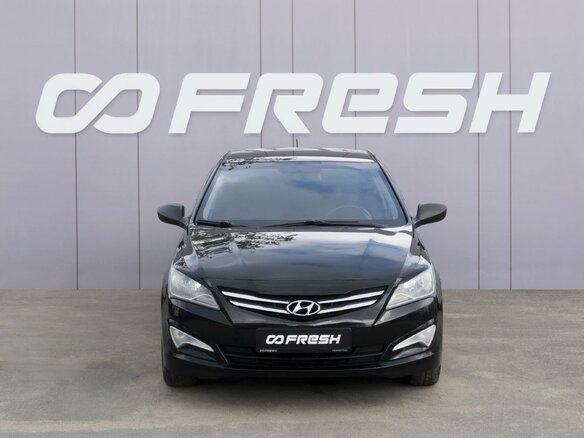 2016 Hyundai Solaris I Рестайлинг, чёрный - вид 2
