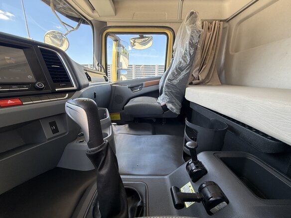 2024 Shacman (Shaanxi) X3000, жёлтый, 7150000 рублей - вид 16
