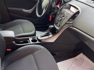 2012 Opel Astra J Рестайлинг, бежевый, 999000 рублей, вид 5