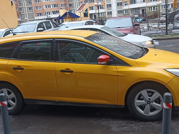2016 Ford Focus III Рестайлинг, жёлтый, 469000 рублей - вид 1