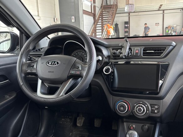 2011 Kia Rio III, чёрный, 650000 рублей - вид 14