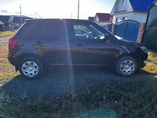 2012 Skoda Fabia II Рестайлинг, пурпурный, 550000 рублей, вид 4