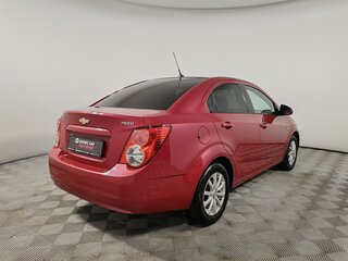2014 Chevrolet Aveo II, красный, 720000 рублей, вид 5