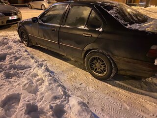 1994 BMW 3 серии 320i III (E36), чёрный, 380000 рублей, вид 4