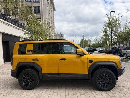 2024 BYD FangChengBao Leopard 5 I, жёлтый, 5500000 рублей, вид 4
