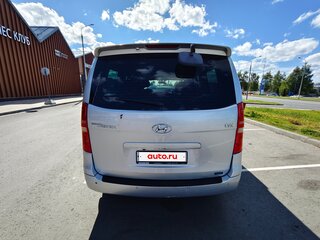 2009 Hyundai Grand Starex I, серебристый, 950000 рублей, вид 4