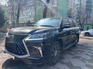 2021 Lexus LX 570 III Рестайлинг 2, чёрный, 6700000 рублей, вид 3