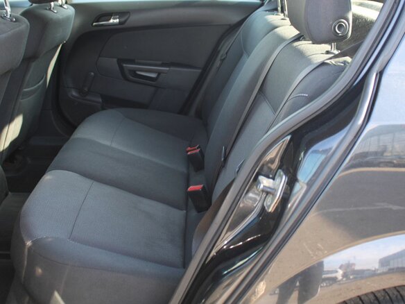 2012 Opel Astra H Рестайлинг, чёрный - вид 13