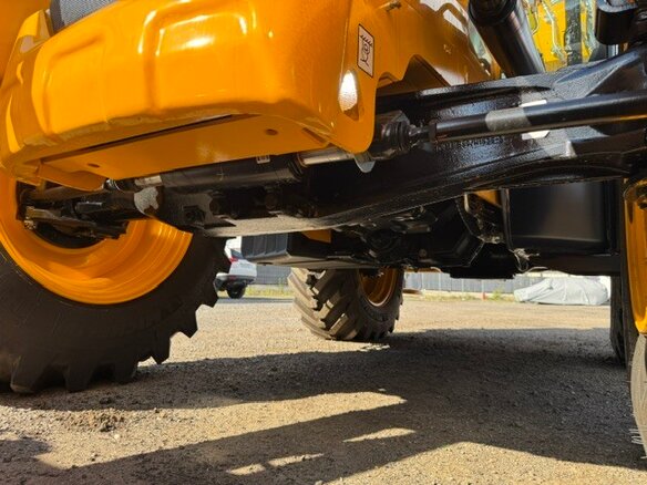 2026 JCB 4CX, жёлтый, 17990000 рублей - вид 9