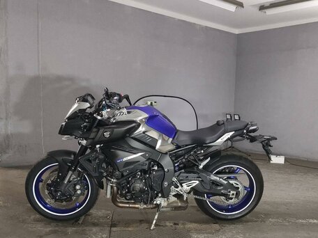 2017 Yamaha MT-10, серебристый, 1370000 рублей, вид 1