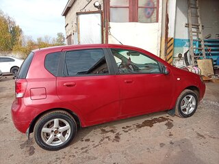 2005 Chevrolet Aveo I, красный, 179000 рублей, вид 4