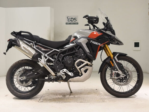 2026 Triumph Tiger 900, красный, 1400000 рублей - вид 1