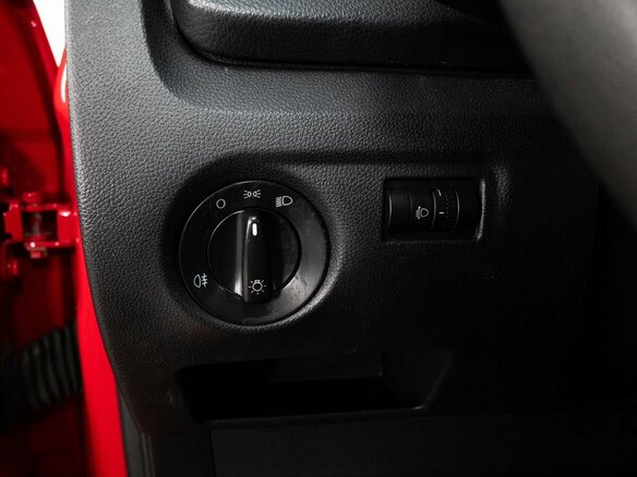 2013 Skoda Fabia II Рестайлинг, красный - вид 13