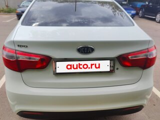 2012 Kia Rio III, белый, 880000 рублей, вид 4