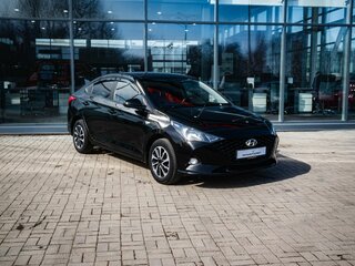 2021 Hyundai Solaris II Рестайлинг, чёрный, 1490000 рублей, вид 5